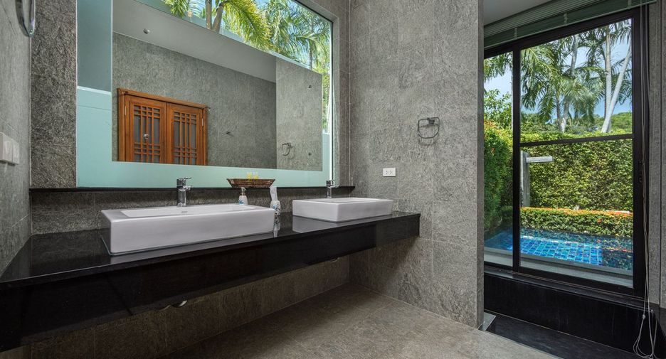 For rent 4 bed villa in Mueang Phuket, Phuket