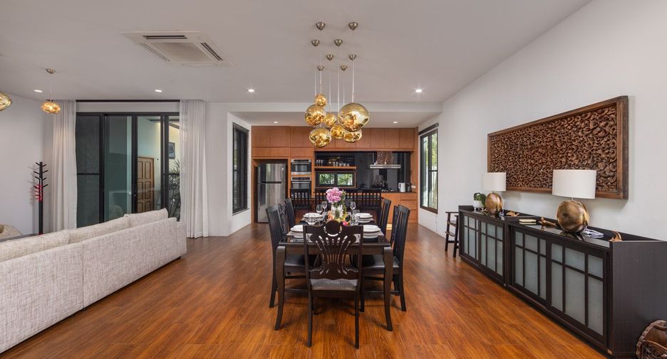 For rent 4 bed villa in Mueang Phuket, Phuket
