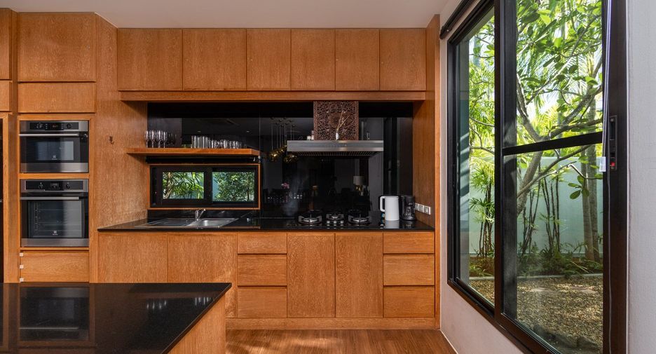 For rent 4 bed villa in Mueang Phuket, Phuket