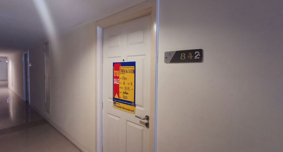 For sale studio condo in Bang Phlat, Bangkok