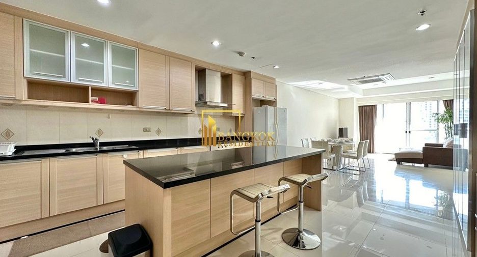 For rent 2 bedrooms condo in Khlong Toei, Bangkok