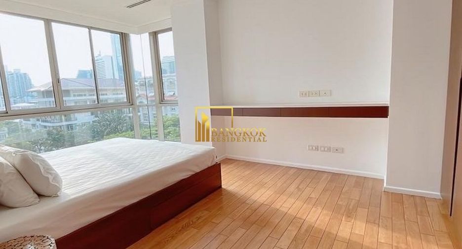 For rent 2 bedrooms condo in Sathon, Bangkok
