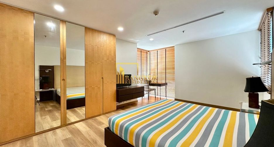For rent 2 bedrooms condo in Sathon, Bangkok