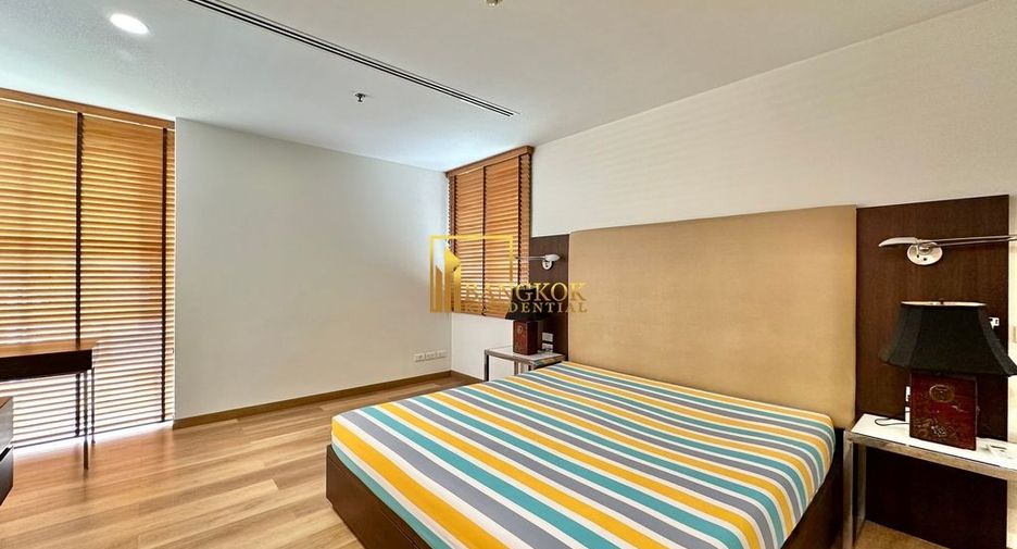 For rent 2 bedrooms condo in Sathon, Bangkok