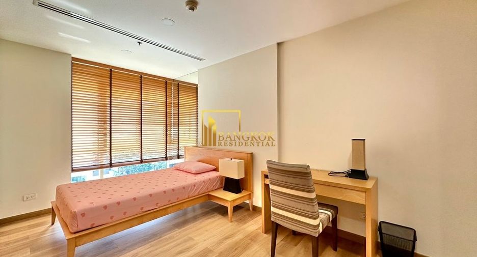 For rent 2 bedrooms condo in Sathon, Bangkok
