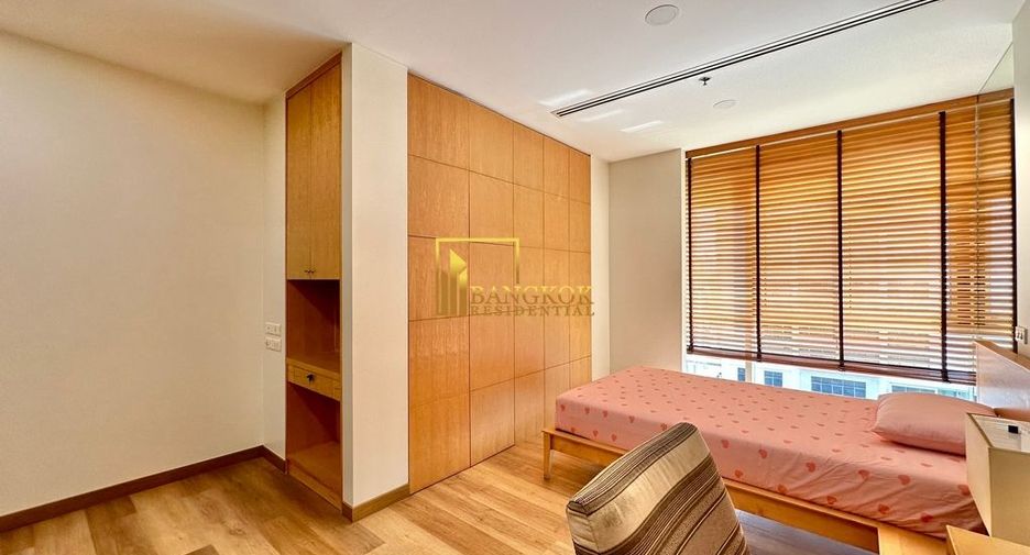 For rent 2 bedrooms condo in Sathon, Bangkok