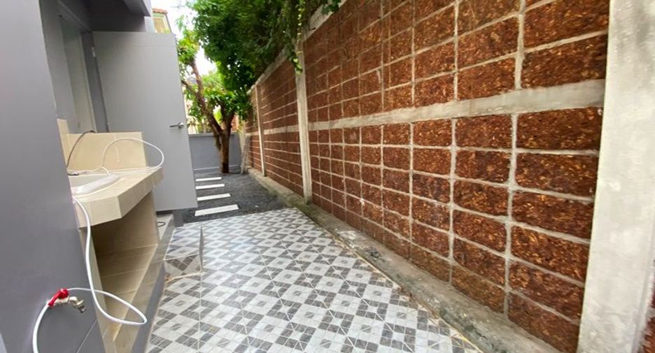 For sale studio house in Lat Krabang, Bangkok