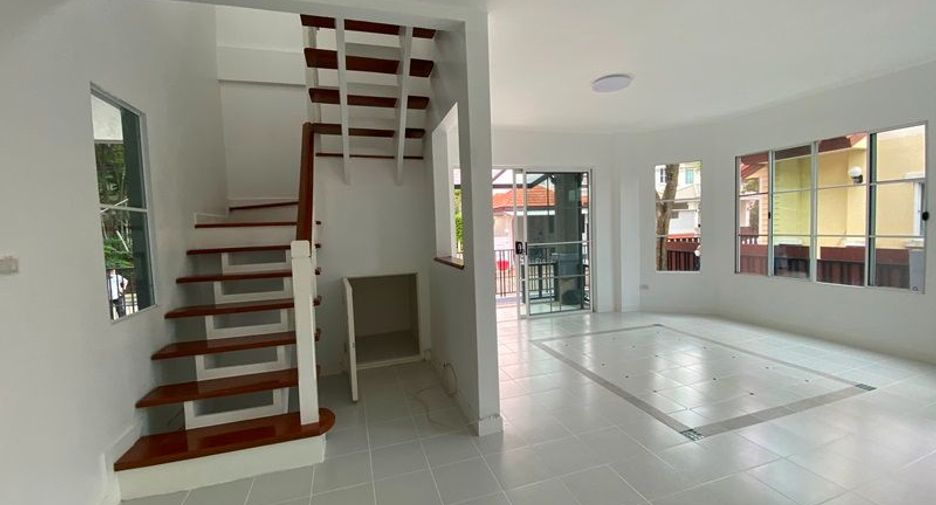 For sale studio house in Lat Krabang, Bangkok