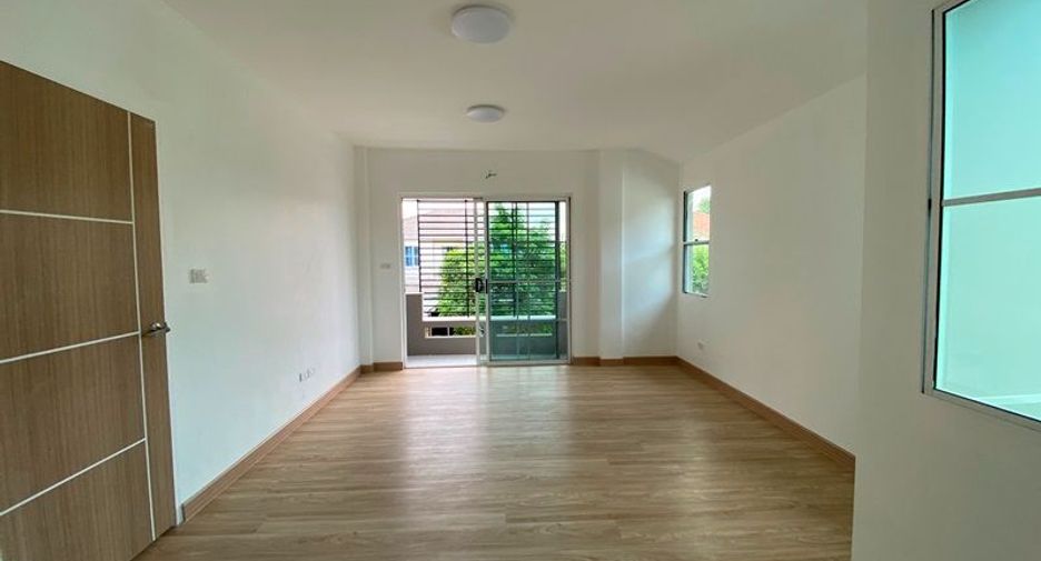 For sale studio house in Lat Krabang, Bangkok