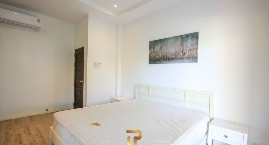 For sale 4 bedrooms villa in Hua Hin, Prachuap Khiri Khan