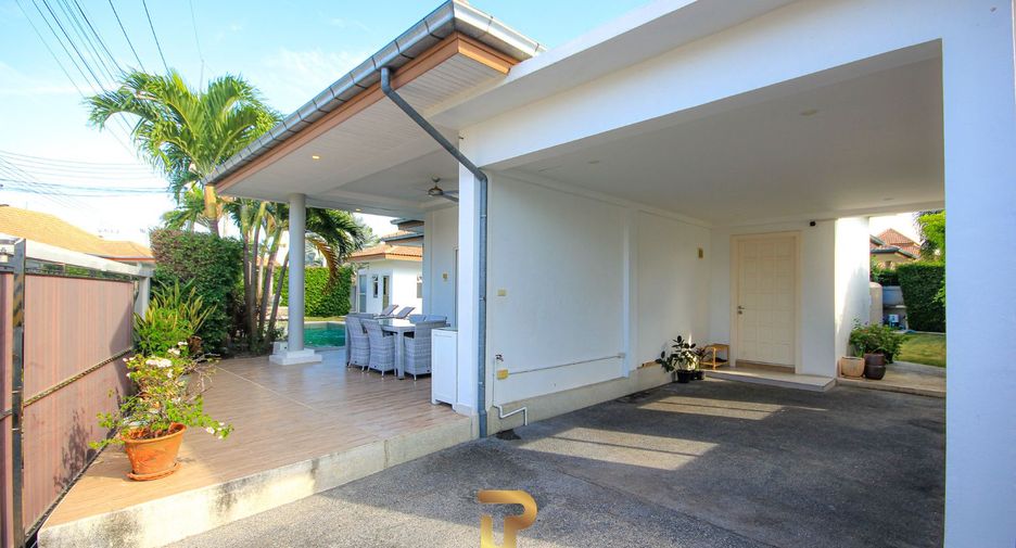 For sale 4 bedrooms villa in Hua Hin, Prachuap Khiri Khan