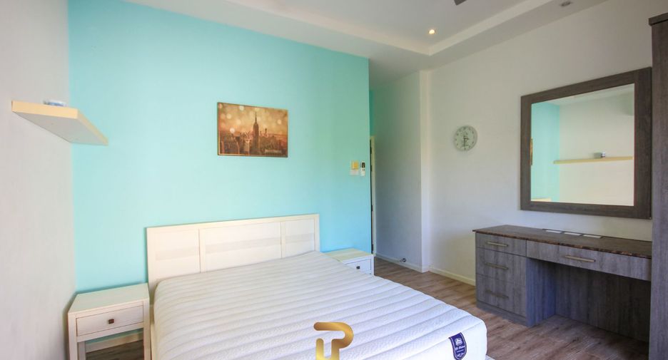 For sale 4 bedrooms villa in Hua Hin, Prachuap Khiri Khan