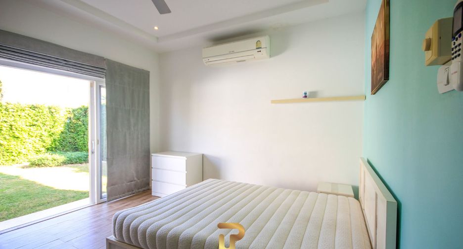 For sale 4 bedrooms villa in Hua Hin, Prachuap Khiri Khan