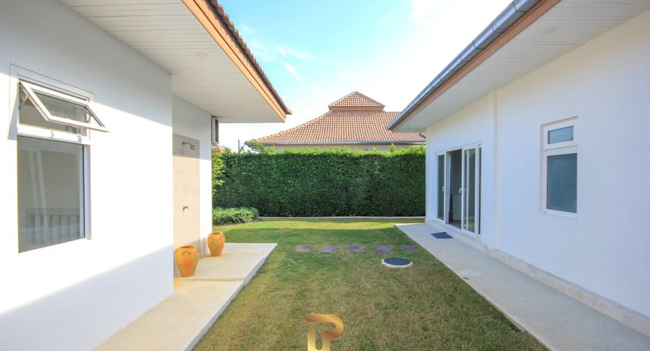 For sale 4 bedrooms villa in Hua Hin, Prachuap Khiri Khan