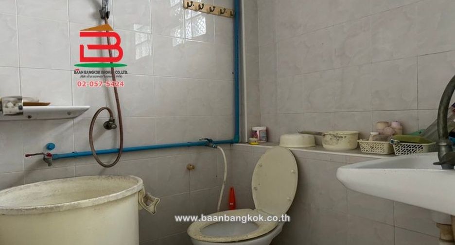 For sale 1 bed townhouse in Thanyaburi, Pathum Thani