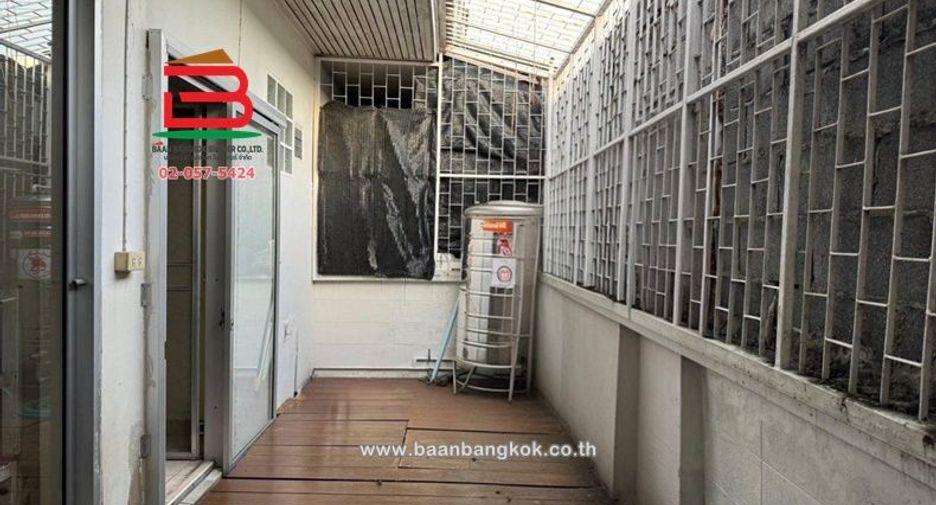 For sale 1 bed townhouse in Thanyaburi, Pathum Thani