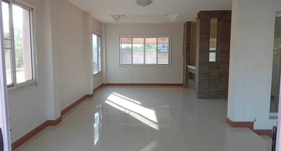 For sale studio house in Khlong Sam Wa, Bangkok