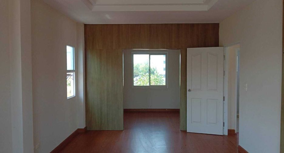 For sale studio house in Khlong Sam Wa, Bangkok