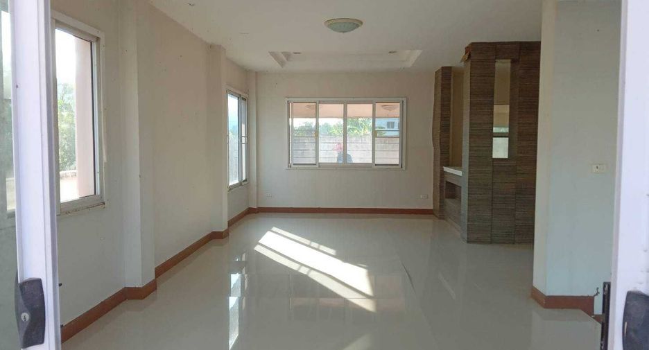 For sale studio house in Khlong Sam Wa, Bangkok