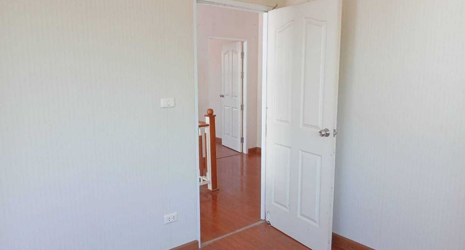 For sale studio house in Khlong Sam Wa, Bangkok