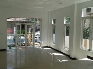 À vendre studio maison à Prawet, Bangkok