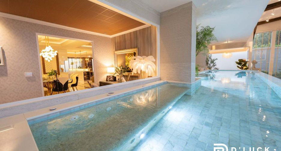 For sale 3 bedrooms condo in Bang Lamung, Chonburi