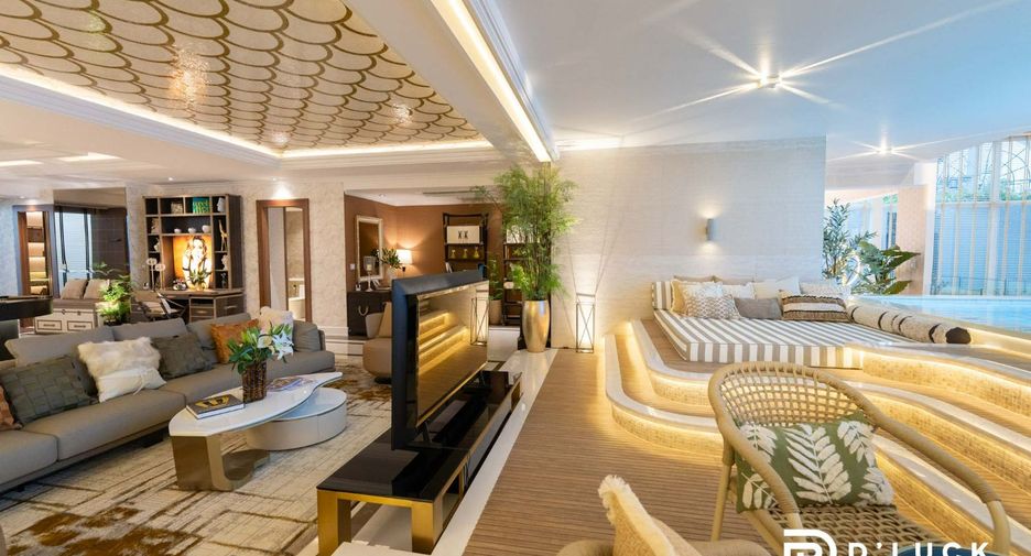 For sale 3 bedrooms condo in Bang Lamung, Chonburi