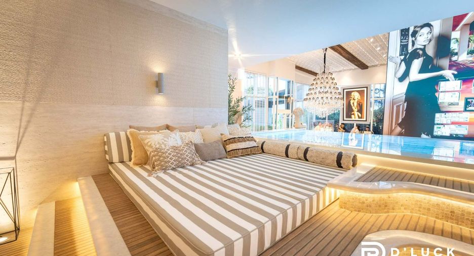 For sale 3 bedrooms condo in Bang Lamung, Chonburi