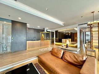 À louer 3 chambres condo à Khlong Toei, Bangkok