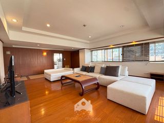 For rent 4 bed condo in Watthana, Bangkok