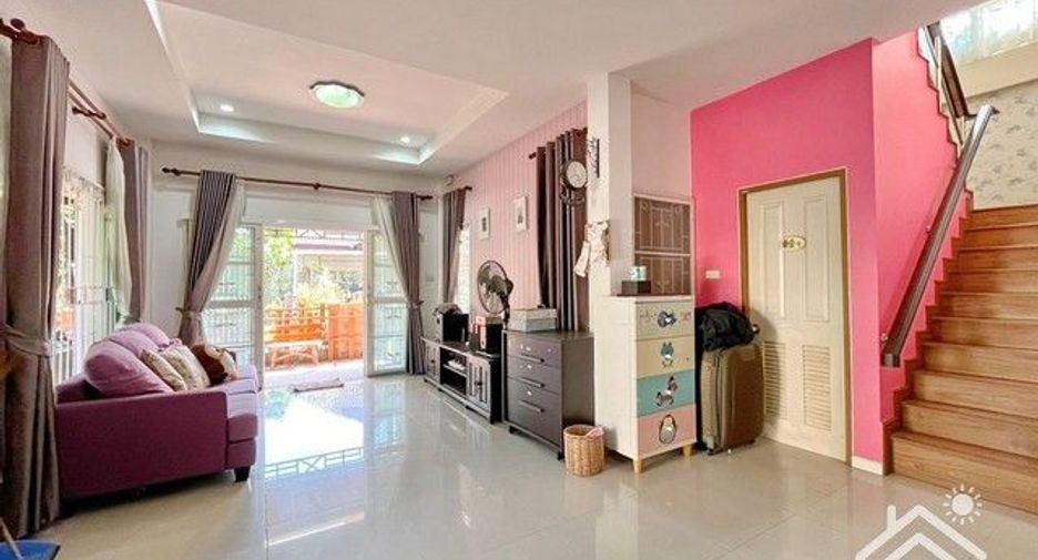 For rent and for sale 3 bed house in Si Racha, Chonburi