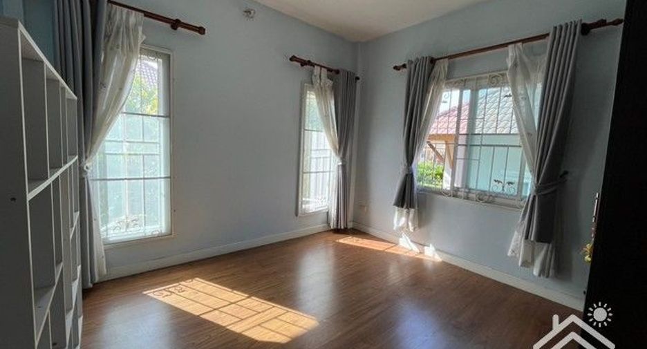 For rent and for sale 3 bed house in Si Racha, Chonburi