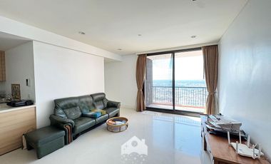 For sale 2 bed condo in Khlong Toei, Bangkok