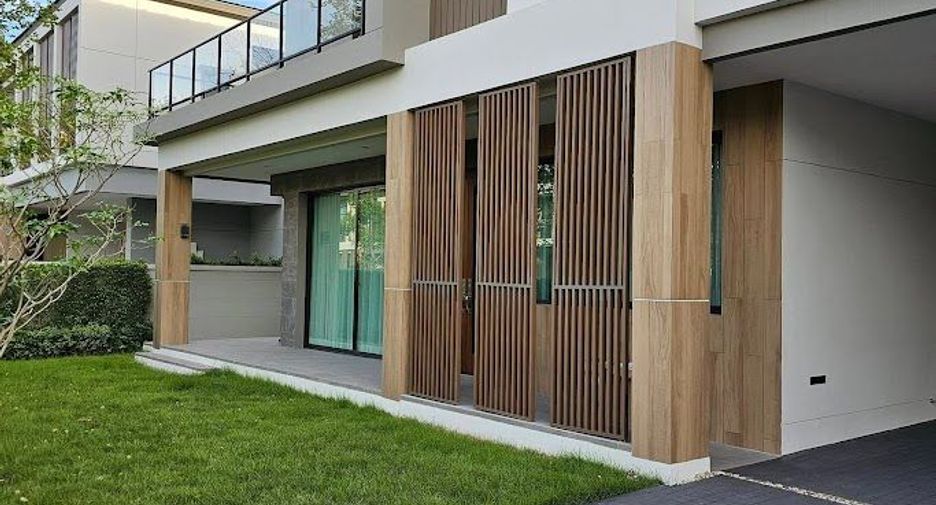 For sale 4 bedrooms house in Bang Phli, Samut Prakan