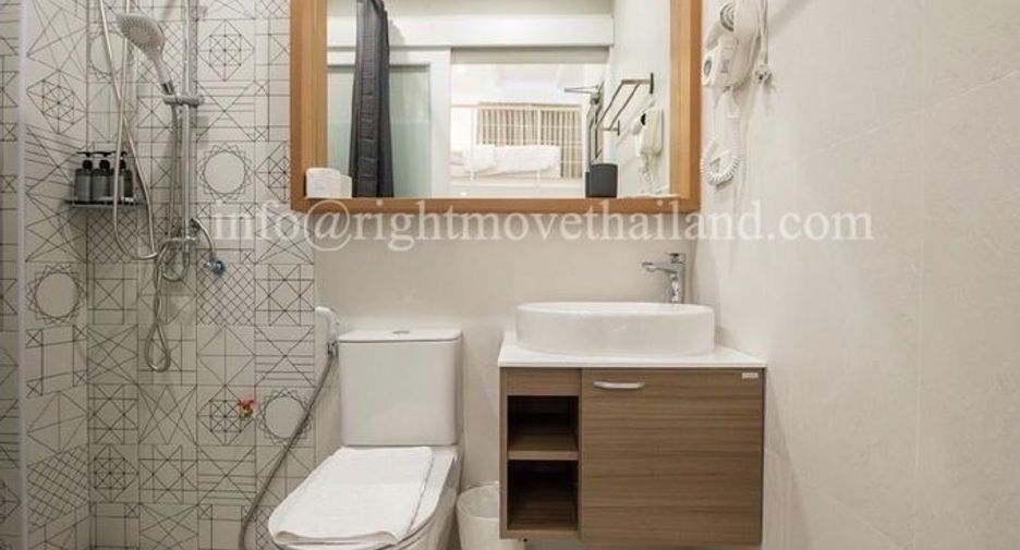 For sale 15 bedrooms hotel in Khlong San, Bangkok