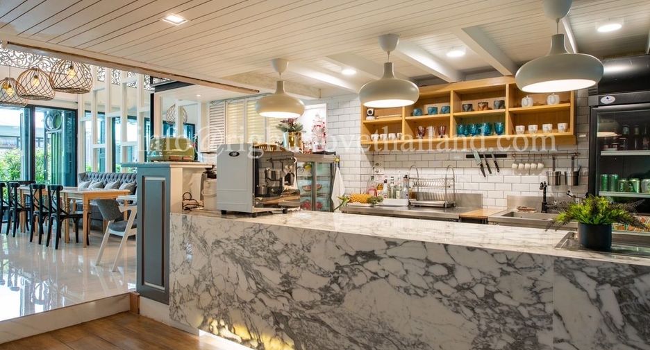 For sale 15 bedrooms hotel in Khlong San, Bangkok
