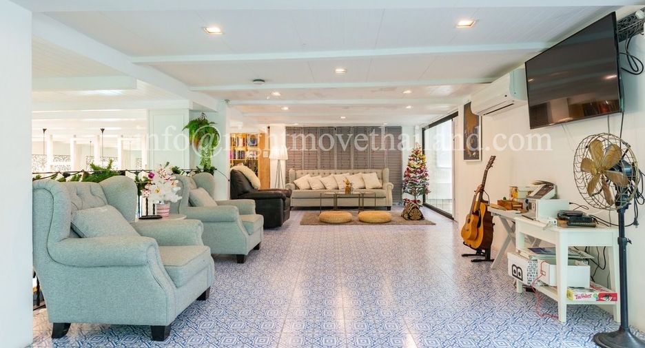 For sale 15 bedrooms hotel in Khlong San, Bangkok