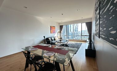 Condo en alquiler y en venta de 2 habitaciones en Khlong Toei, Bangkok