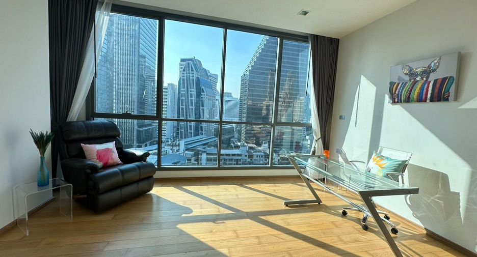 For rent そして for sale 2 ベッドルーム condo in Khlong Toei, Bangkok