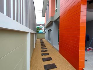 Casa en venta de estudio en Khlong Sam Wa, Bangkok