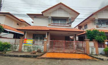 À vendre studio maison à Khlong Sam Wa, Bangkok