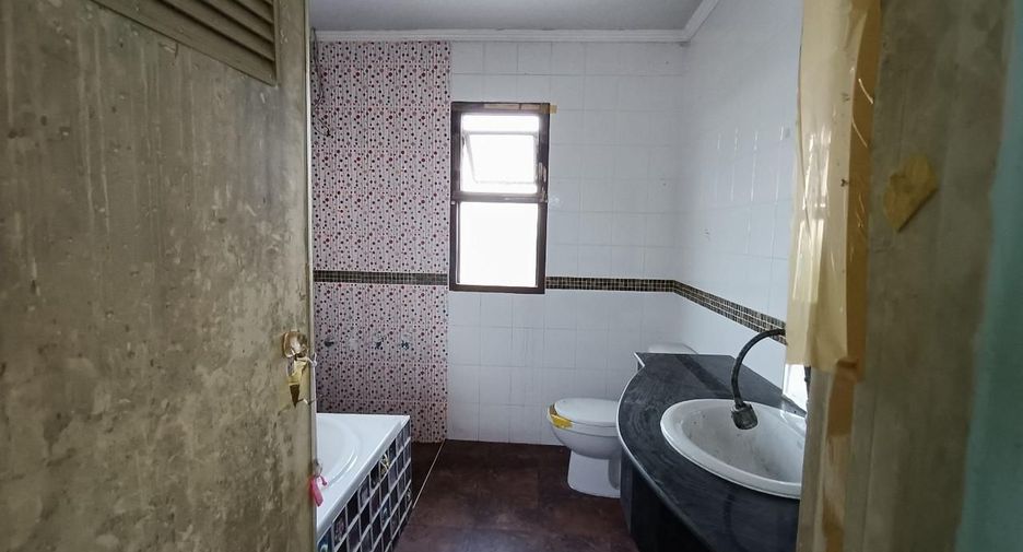 For sale studio house in Min Buri, Bangkok