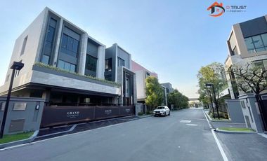 For sale 5 bedrooms house in Prawet, Bangkok