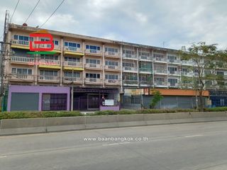For sale 4 bedrooms retail Space in Lam Luk Ka, Pathum Thani