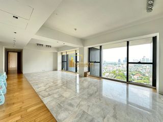 Condo en alquiler de 3 habitaciones en Sathon, Bangkok