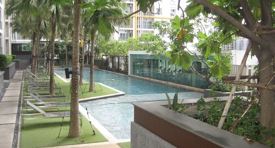 For sale studio condo in Thon Buri, Bangkok