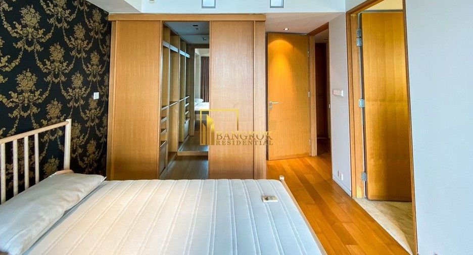 For rent 2 bedrooms condo in Sathon, Bangkok