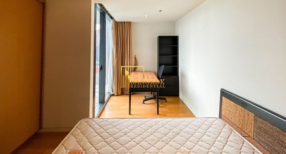 For rent 2 bedrooms condo in Sathon, Bangkok