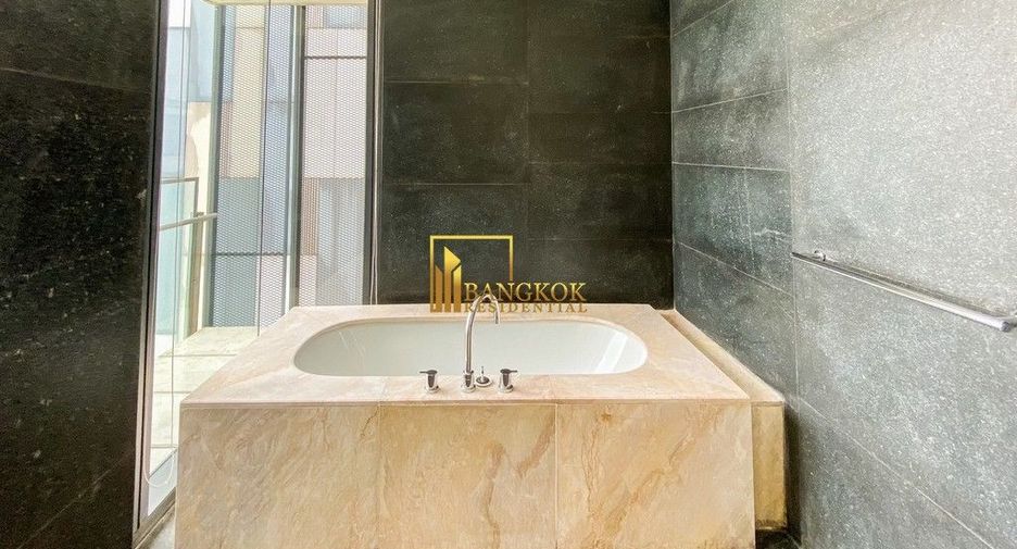 For rent 5 bedrooms condo in Sathon, Bangkok