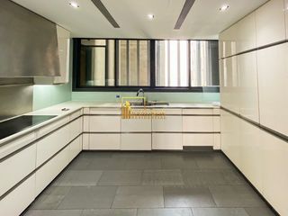 For rent 5 bedrooms condo in Sathon, Bangkok